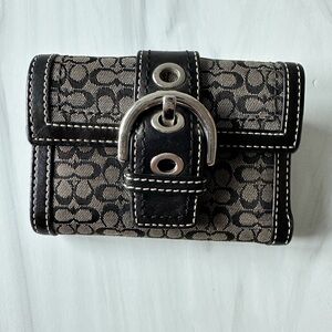 Coach Mini Signature SOHO Canvas Leather Bifold Buckle Black and Gray Wallet